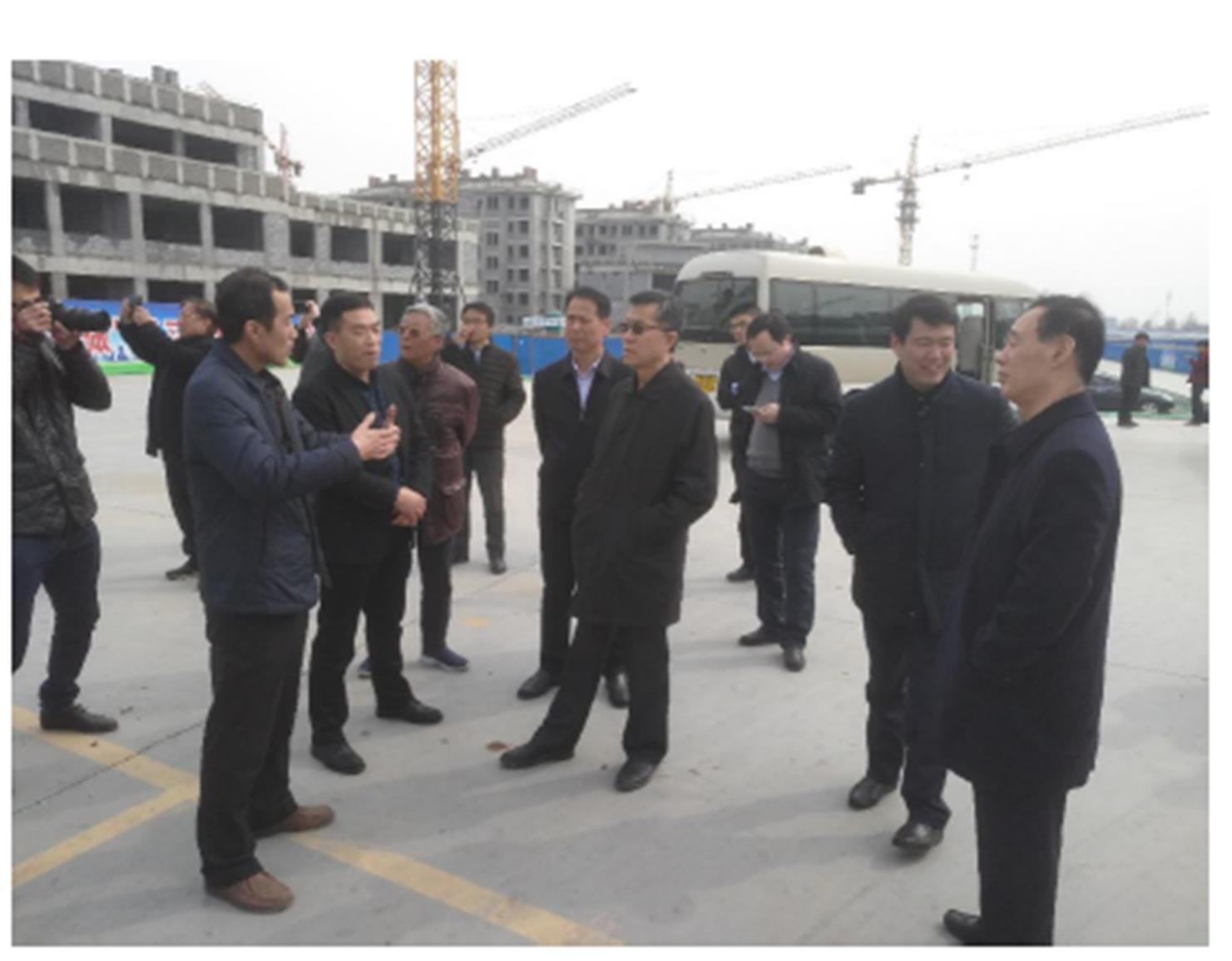 说明: width=323.2,height=251.95